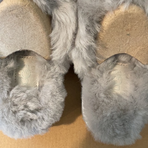 UGG SLIPPERS - Picture 5 of 10
